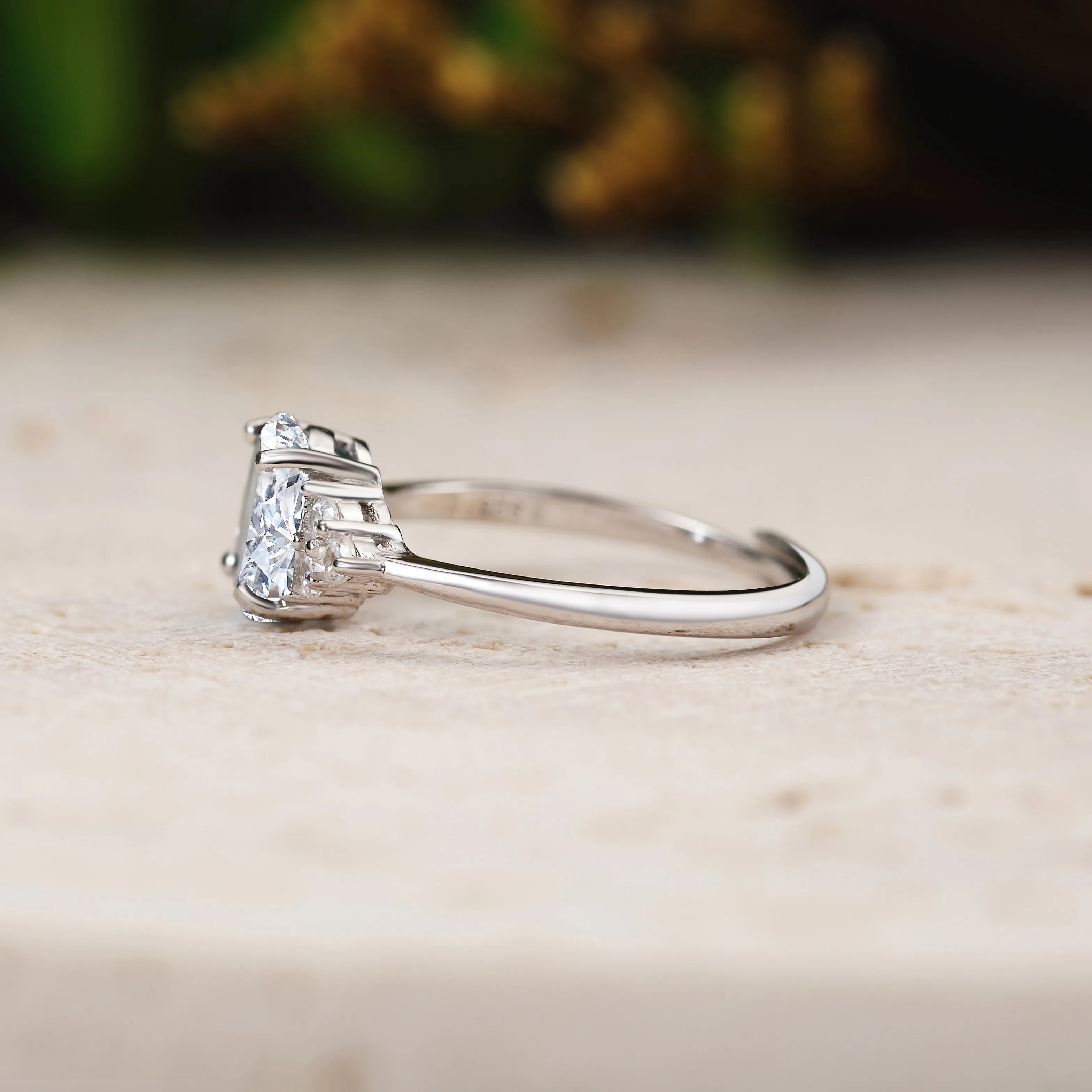 Oval Cut Moissanite Minimalist Classic Engagement Ring