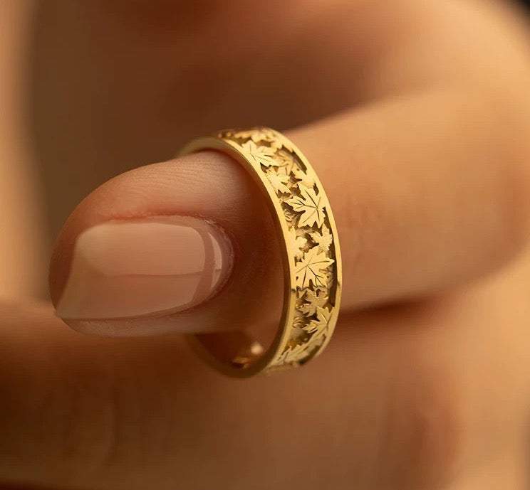 Nature Inspired Maple Leaf Ring Men's Wedding Band