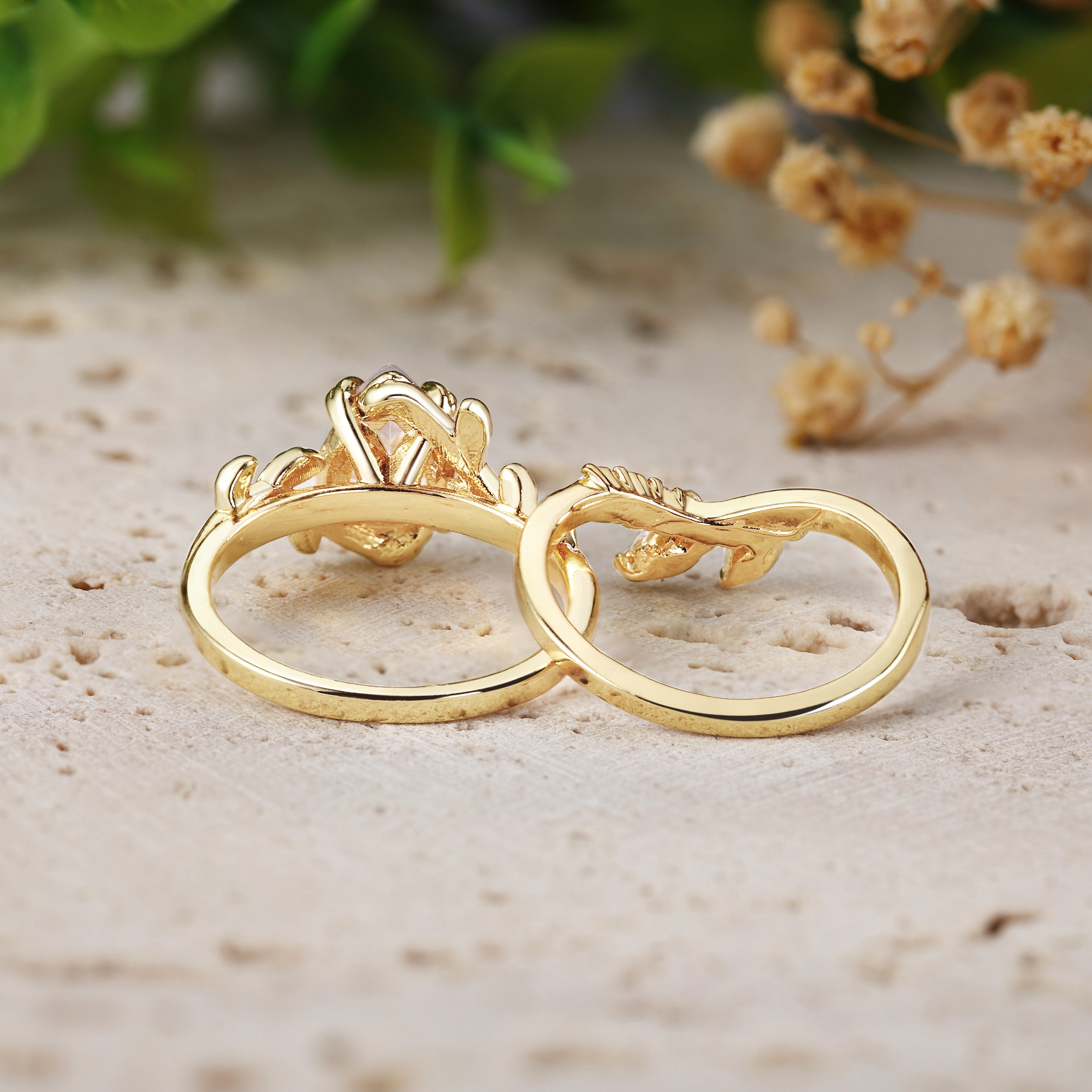 Pear Cut Moissanite Engagement Ring Sets with Leaf