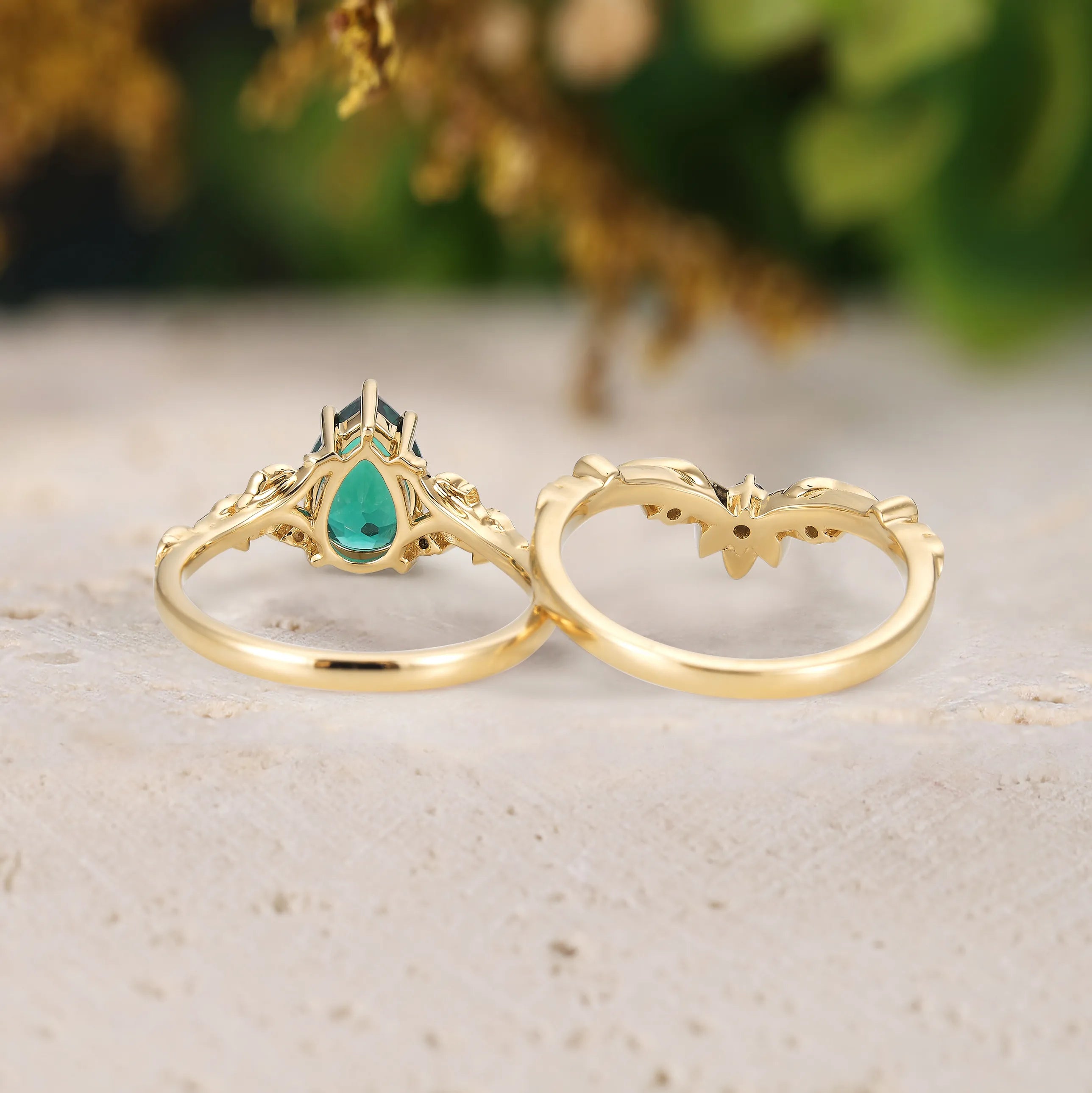 Nature-Inspired African Violet Inspired Emerald Wedding Ring Set 2pcs