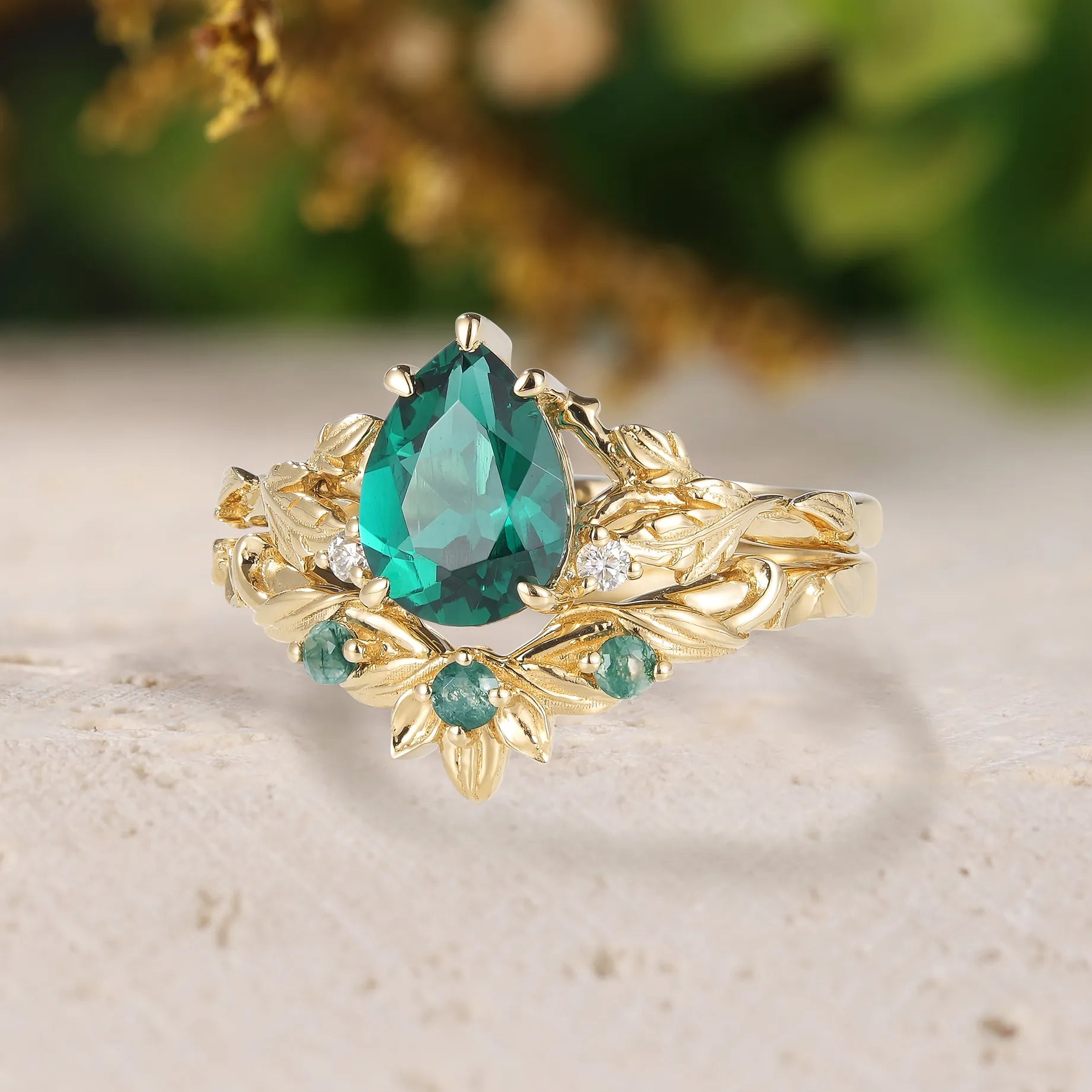 Nature-Inspired African Violet Inspired Emerald Wedding Ring Set 2pcs