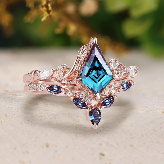 Antique Milgrain Edge Kite Cut Alexandrite Bridal Sets 2pcs with Leaves