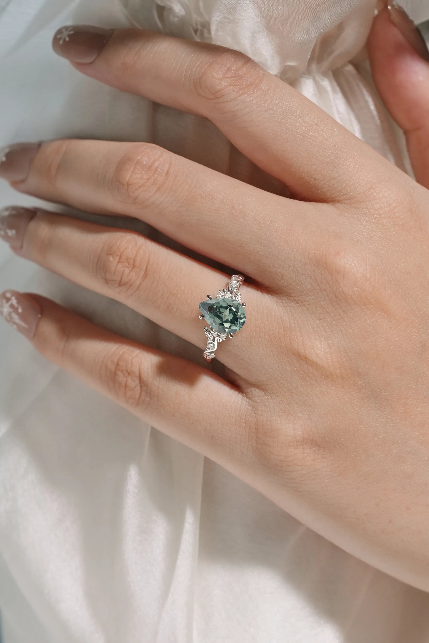 Nature-Inspired Leaf Ring with Milgrain - Green Sapphire Engagement Ring