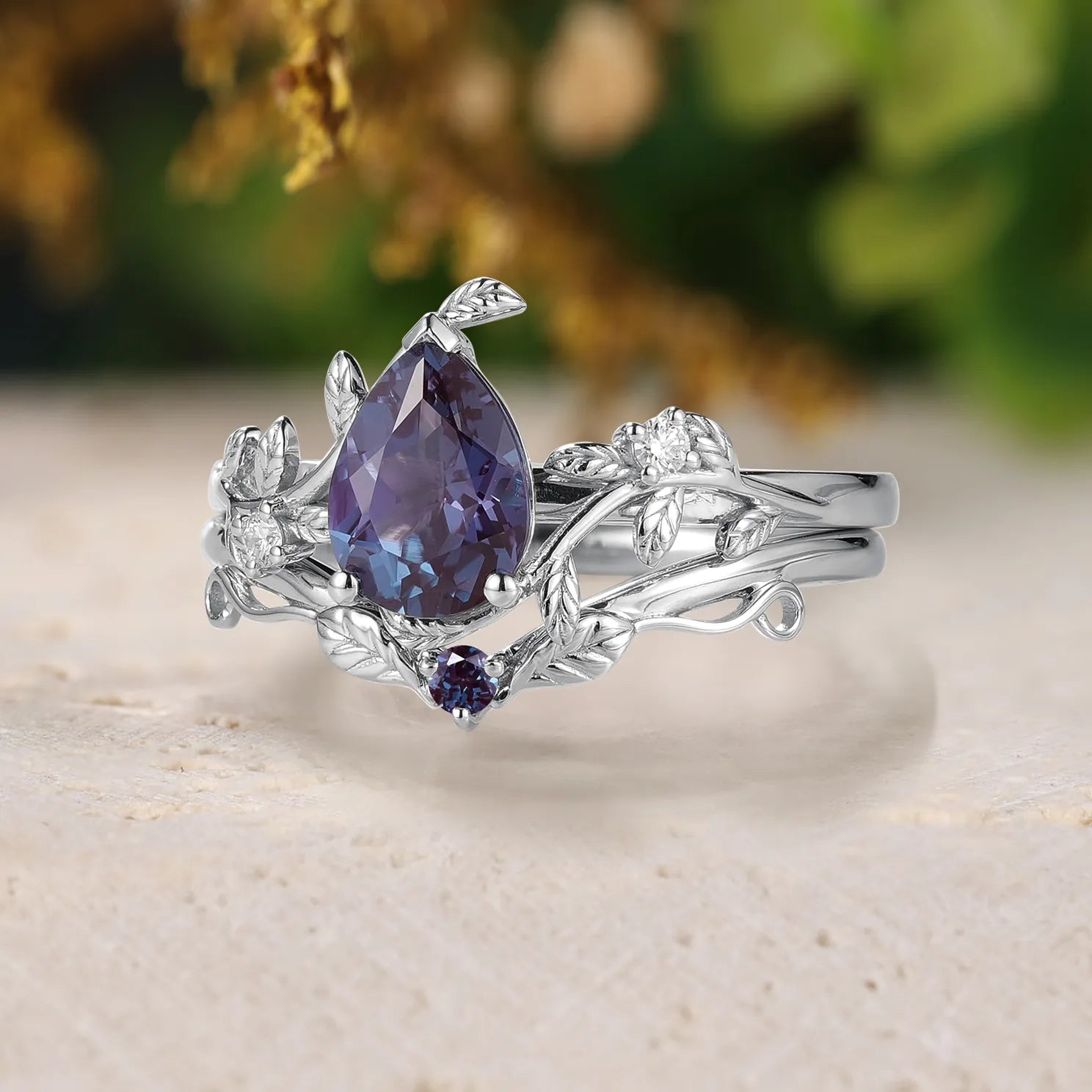 Nature-Inspired Leaf Engamgenet Ring Set 2pcs Alexandrite Ring