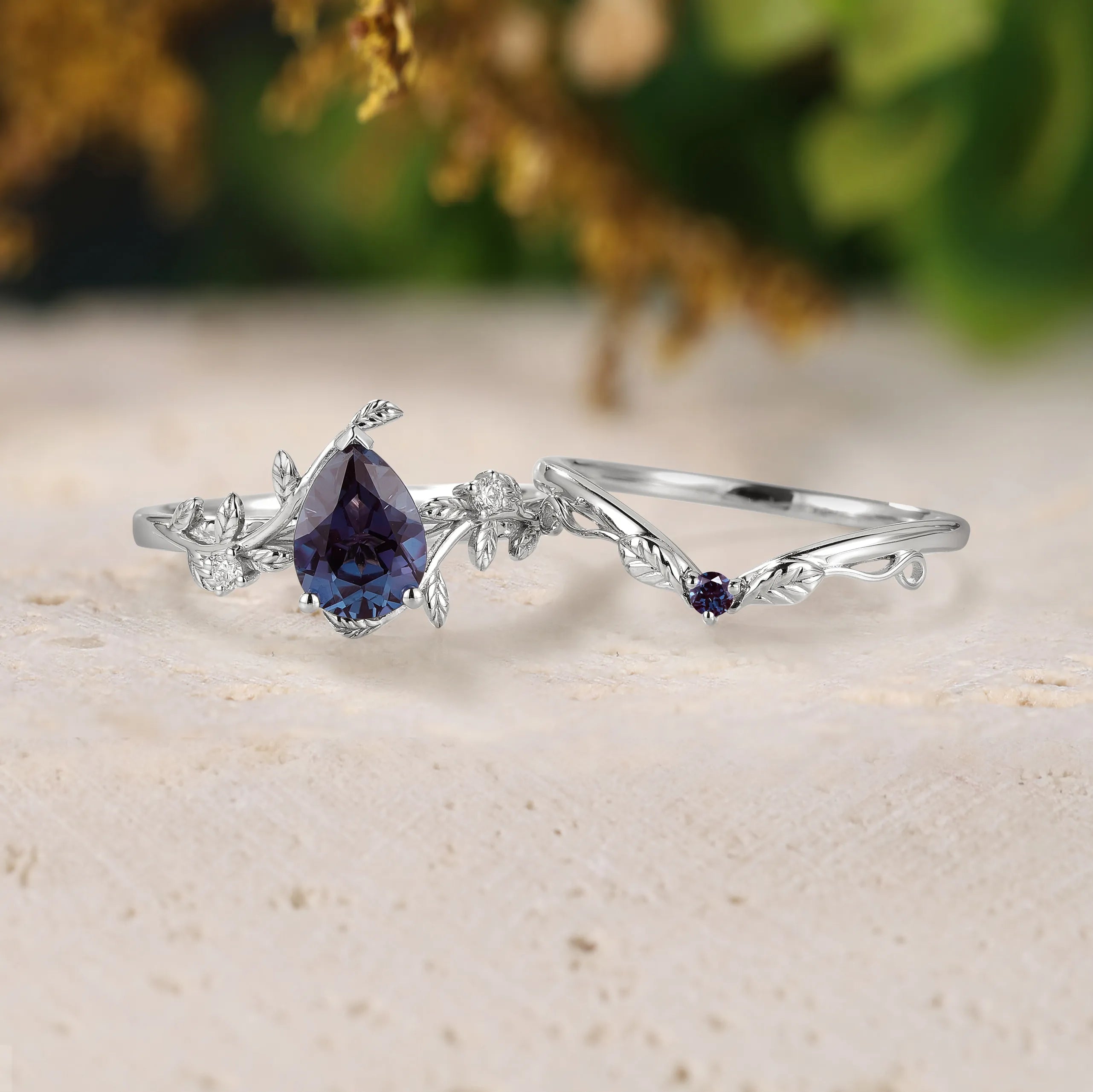 Nature-Inspired Leaf Engamgenet Ring Set 2pcs Alexandrite Ring