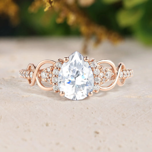 Pear Cut Moissanite Engagement Ring For Women