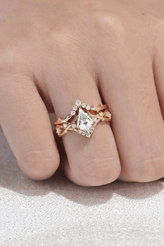 Kite Cut Moissanite Twig Engagement Ring Sets 2pcs